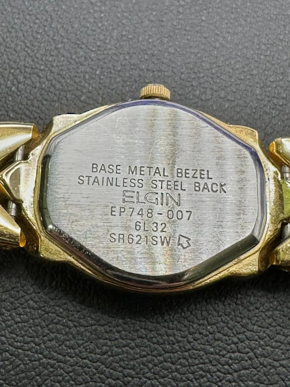 VTG Elgin Diamond Quartz Gold-Tone Watch.  Fresh Battery
